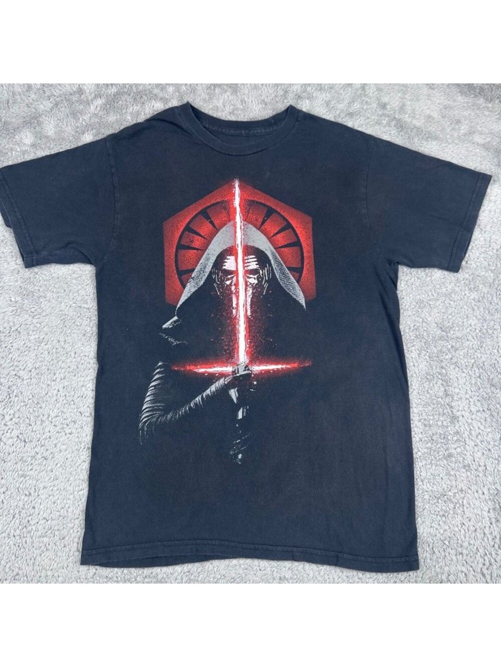 Star Wars Kylo Ren T-Shirt Mens Small Black First Order Lightsaber Graphic Tee